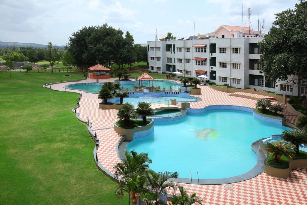 Eagleton - The Golf Resort Bidadi Esterno foto